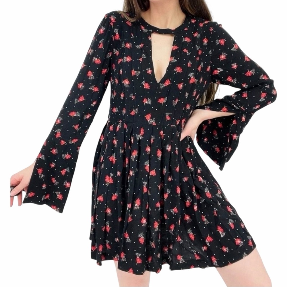 Free People Tegan Floral Long Sleeve Mini Dress Size 2 Black Fit & Flare Roses